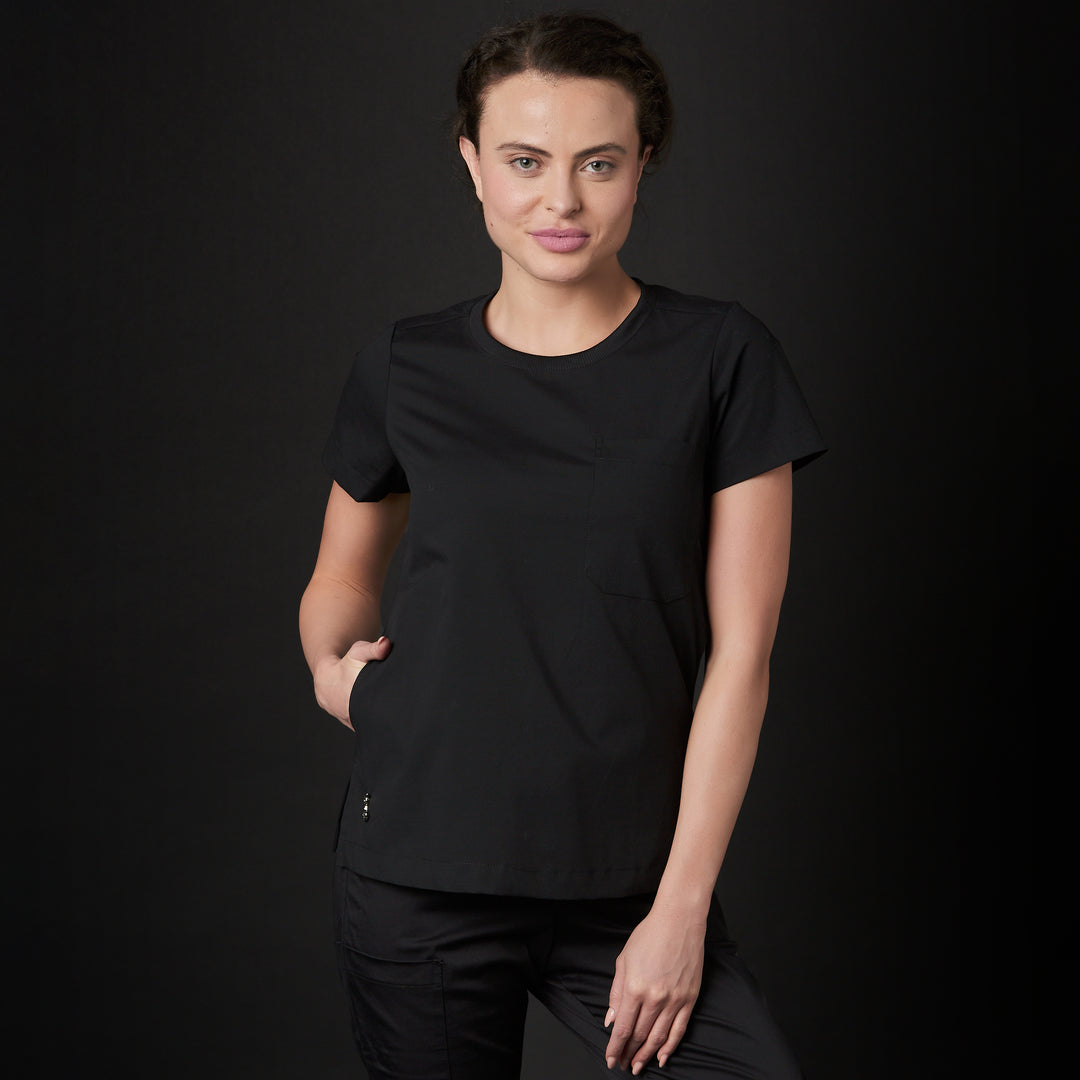 casaca para mujer en color negro