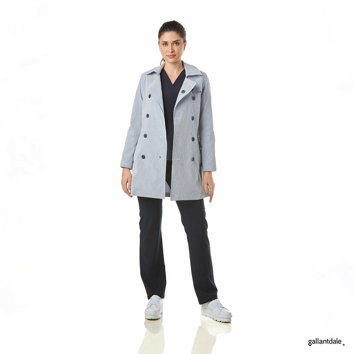 bata para mujer en color marino