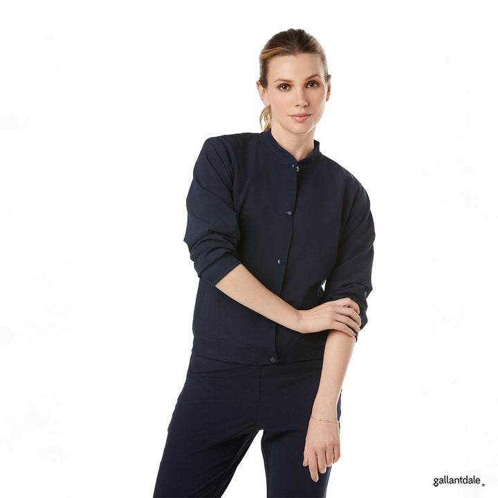 chamarra para mujer en color marino