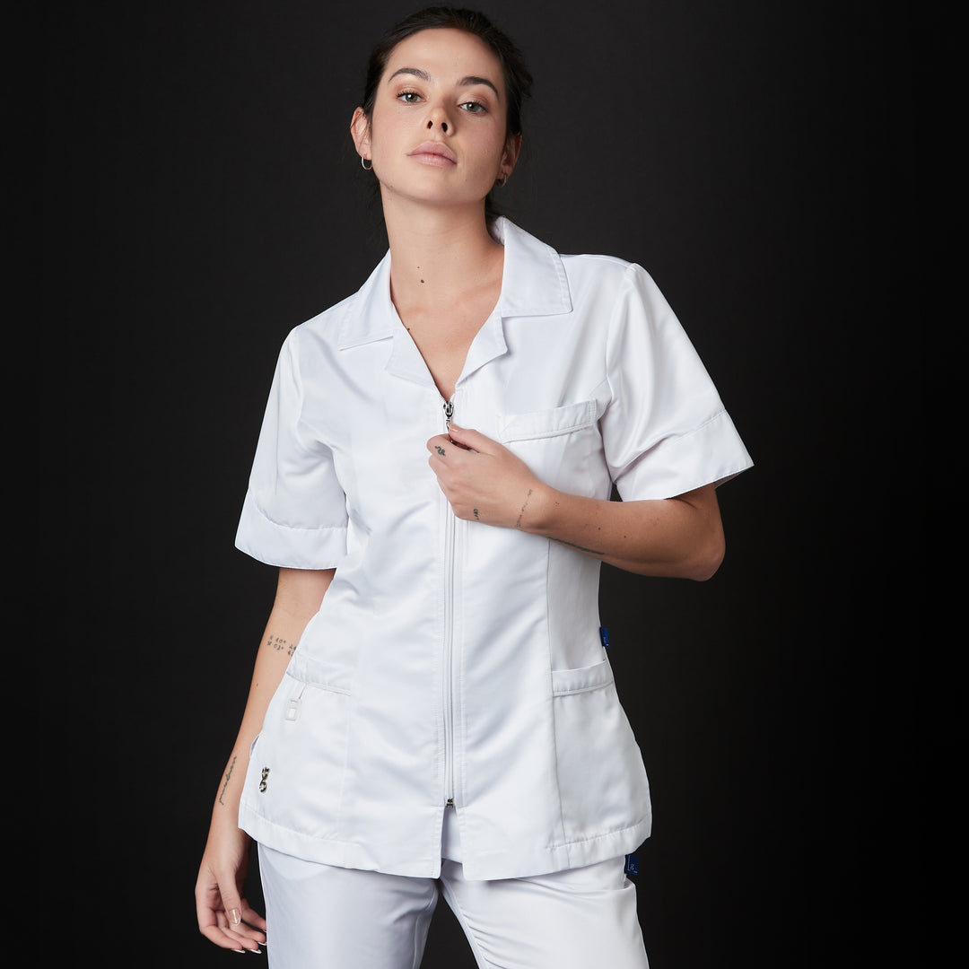 casaca para mujer en color blanco