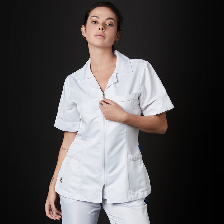 casaca para mujer en color blanco